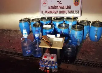 Jandarma sahte alkole geçit vermiyor