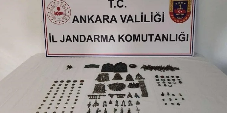 Ankara’da tarihi eser operasyonu