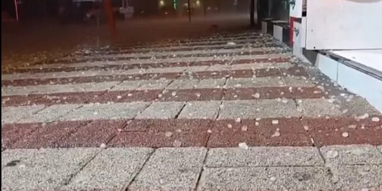 Bursa’da ceviz büyüklüğünde dolu yağdı
