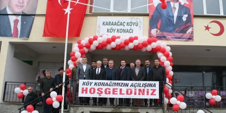Köy konağı törenle hizmete açıldı