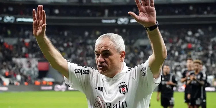 Rıza Çalımbay galibiyet ile başladı