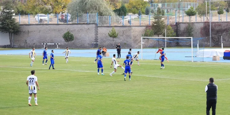 Talasgücü Belediyespor haftayı galip kapattı, iki gün izne çıktı
