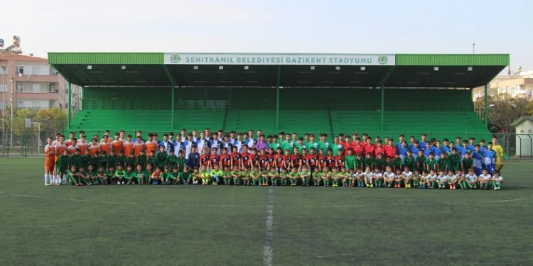 Futbol akademileri, yetenekleri şekillendiriyor