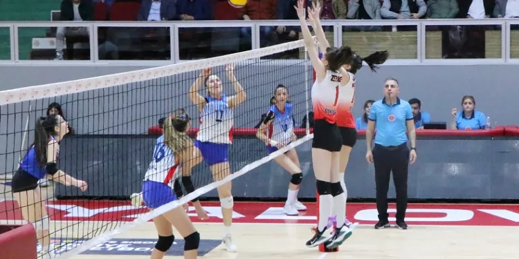 Çiftlikköy’ün Sultanları Nilüfer’i kolay geçti 3-0