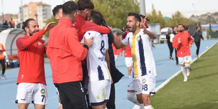 Talasgücü Belediyespor 4. galibiyetini aldı