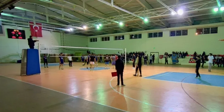 Sincik’te voleybol turnuvası düzenlendi