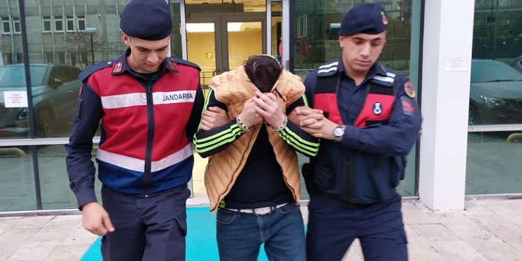 Uyuşturucuyla yakalanıp serbest kalan cep telefoncu itiraz üzerine tutuklandı