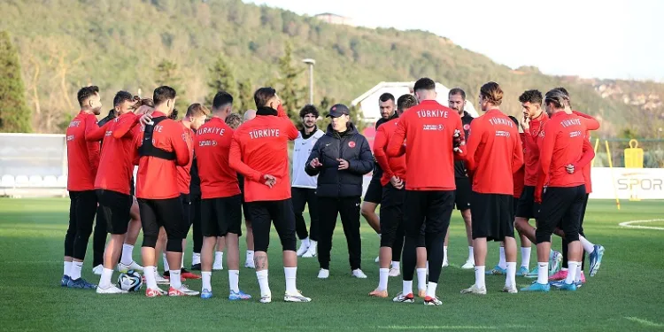 A Milli Futbol Takımı, Almanya ve Galler maçı hazırlıklarını sürdürdü