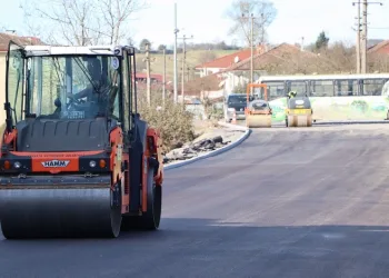 Kaynarca’nın kalbinde asfalt mesaisi