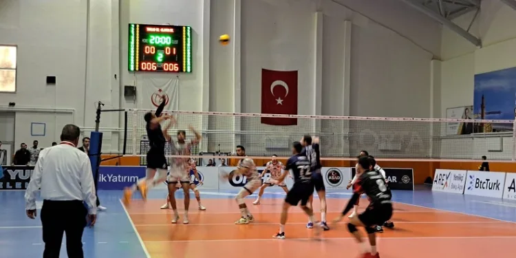 AXA Sigorta Efeler Ligi: TÜRŞAD: 0 – Alanya Belediyespor: 3