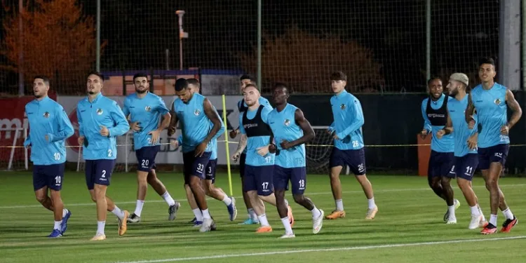Corendon Alanyaspor, Galatasaray maçının hazırlıklarına başladı