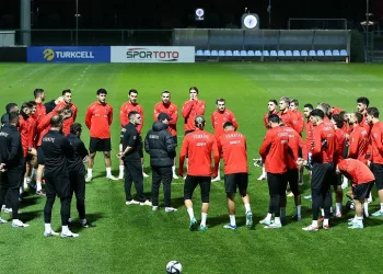 A Milli Futbol Takımı, hazırlıklarını sürdürdü