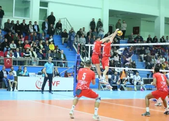AXA Sigorta Efeler Ligi: Develi Belediyespor: 3- Bigadiç Belediyespor: 0