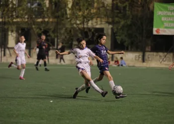 Efeler 100. Yıl Cup Şampiyonu ‘Altınordu’ oldu
