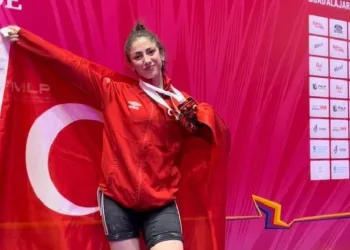 Mersinli halterci Gamze Altun dünya şampiyonu