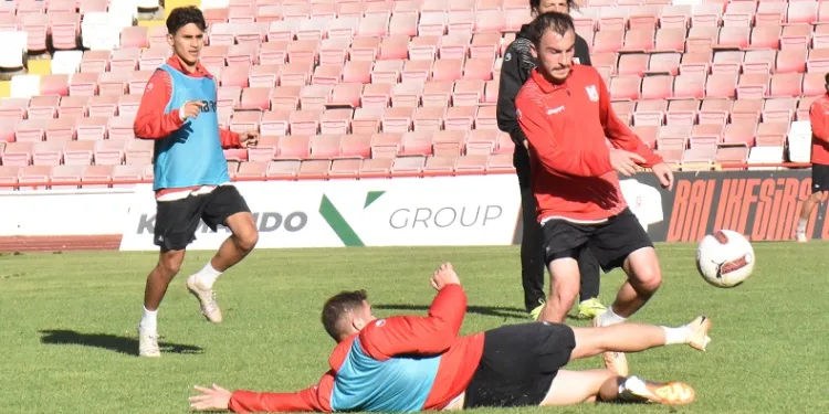 Balıkesirspor, Sebat Gençlikspor deplasmanına hazırlanıyor