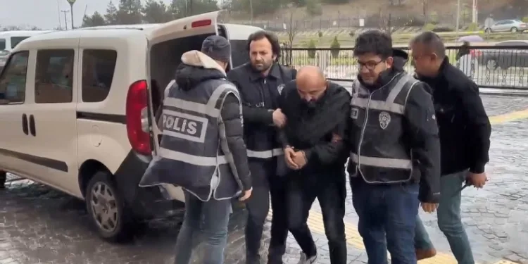 55 dolandırıcılık olayının faili yakalandı