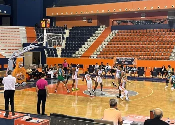 İzmitli sporcular sahadan galip ayrıldı