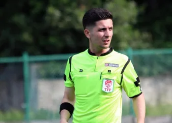 Hakeme kafa atmanın cezası ağır oldu