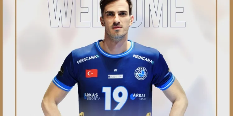 Bulgar oyuncu Nikolay Kartev, Arkas Spor’da