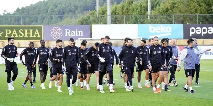 Beşiktaş günün ikinci antrenmanını tamamladı