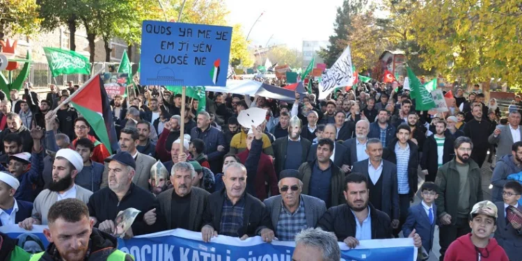 Muş’ta ‘Büyük Gazze Yürüyüşü’