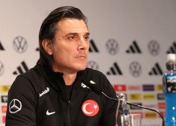 Montella: “Buradaki Türk vatandaşlarını gururlandırmak istiyoruz”
