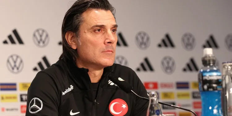 Montella: “Buradaki Türk vatandaşlarını gururlandırmak istiyoruz”