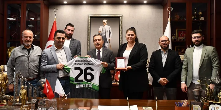 Batıkentspor Kulübü’nden Başkan Ahmet Ataç’a ziyaret