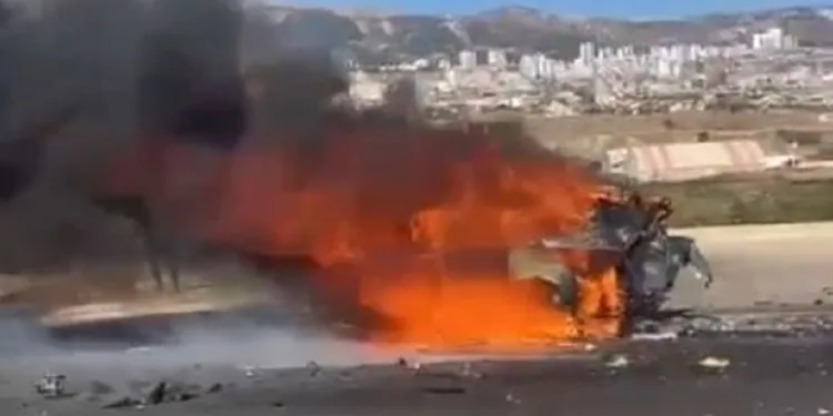 Yanan otomobilde 1 kişi hayatını kaybetti