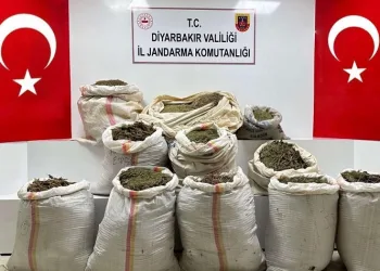 Diyarbakır’da 296 kilo uyuşturucu ele geçirildi