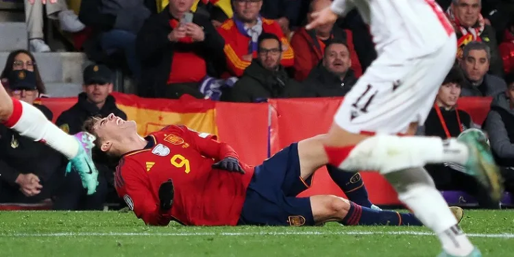 Barcelona, Gavi’nin sağ ön çapraz bağının yırtıldığı açıkladı