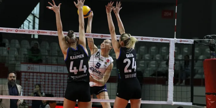 Sultanlar Ligi: Fenerbahçe: 3 – Sarıyer Belediyespor: 0