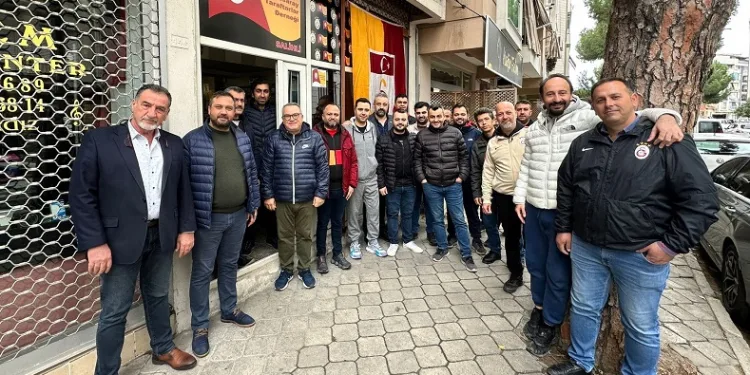Salihli Galatasaray Taraftarlar Derneği yeni başkanını seçti