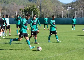 Bodrum FK, iç saha galibiyet serisi için Adanaspor karşısında galibiyet arayacak