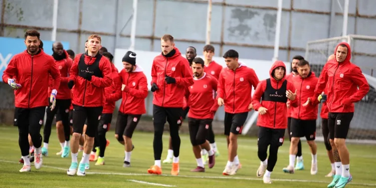 Sivasspor savunma çalıştı