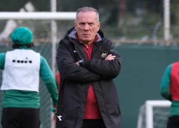 Giresunspor Teknik Direktörü Mehmet Birinci: “Kocaelispor’u taraftar desteğiyle yenmek istiyoruz”