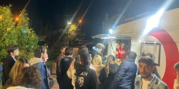 Kızılay’dan öğrencilere salep ikramı