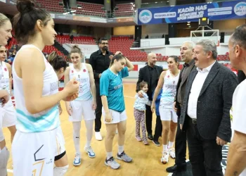 Melikgazi Kayseri Basketbol, Slovak ekibini eli boş gönderdi