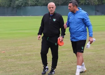 Denizlispor, Özcan Bizati ile uzun vadeli düşünüyor