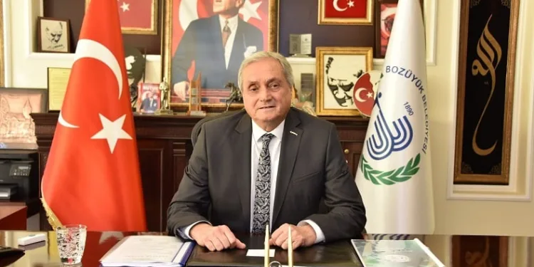 Bozüyük Belediye Başkanı Mehmet Talat Bakkalcıoğlu’nun Öğretmenler Günü mesajı