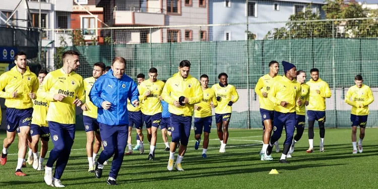 Fenerbahçe, Karagümrük maçı hazırlıklarını sürdürdü