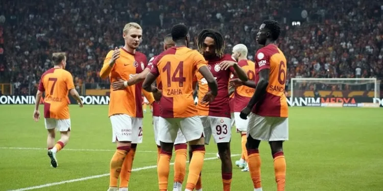 Galatasaray ile Alanyaspor 15. randevuda