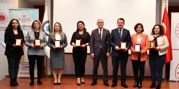 Kadına karşı şiddetle mücadelede olumlu sonuçlar alındı