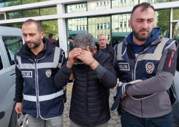 İnşaattan demir hırsızlığına tutuklama