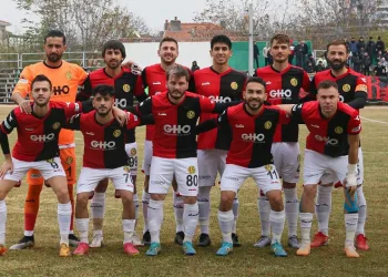 Eskişehirspor liderlik koltuğunu devraldı