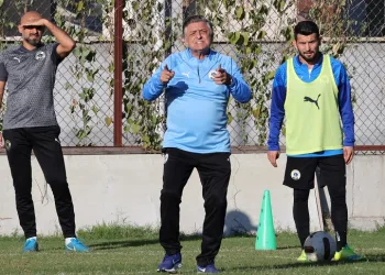 Yılmaz Vural’dan, TFF’ye eleştiri