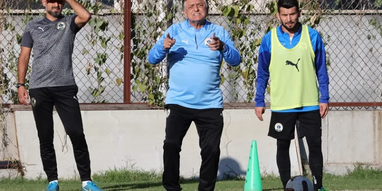 Yılmaz Vural’dan, TFF’ye eleştiri