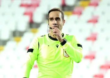 Sivasspor – Trabzonspor maçının VAR hakemi Serkan Tokat