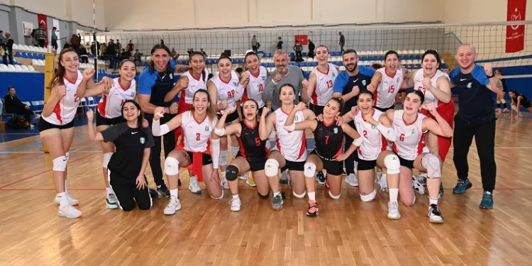 Manavgat’un Sultanları galibiyetlerine devam ediyor